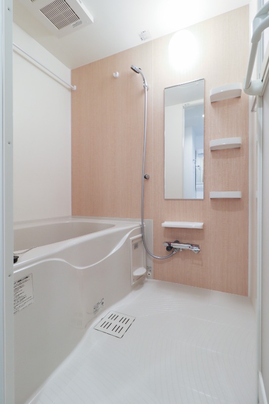 バス・シャワールーム　図面と現状に相違がある場合には現状を優先