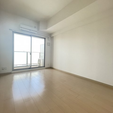 居室・リビング　同仕様タイプです