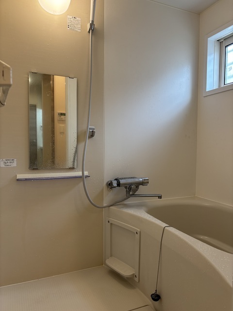 バス・シャワールーム　【共用】浴室（２箇所）