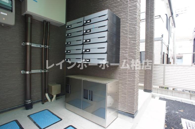 その他共有部分　メールボックスと宅配ボックスです