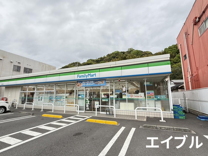 コンビニ　ファミリーマート 田上小前店（コンビニ）まで400m