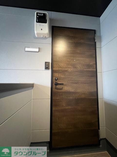 玄関　キッチン