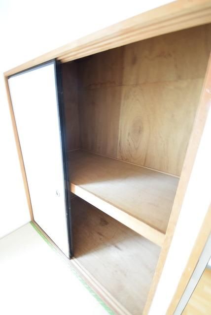 収納　☆押入れは収納たっぷりです☆