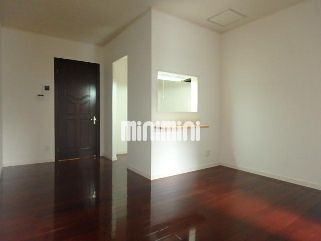 居室・リビング　１０帖フローリングのＬＤＫです。