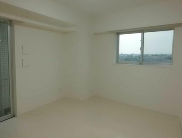 居室・リビング　室内