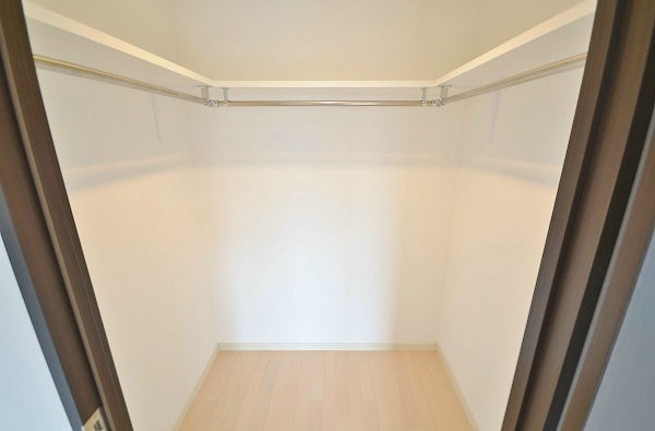 収納　8.5帖洋室ウォークインクローゼット