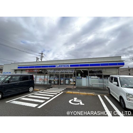 コンビニ　ローソン小矢部野端店（コンビニ）まで475m