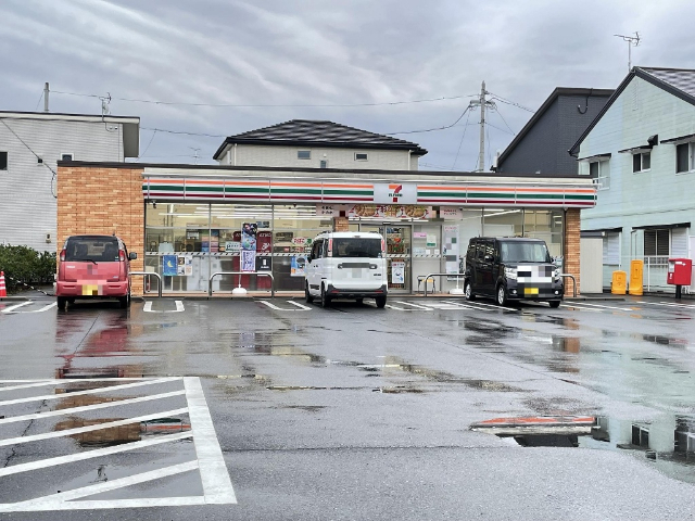 コンビニ　セブンイレブン焼津三ケ名店（コンビニ）まで280m