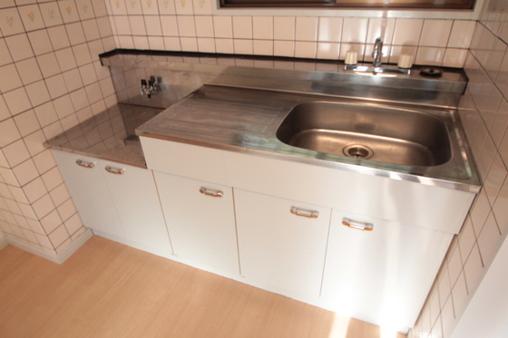 キッチン　※別部屋の写真です