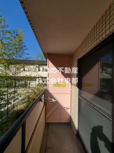 バルコニー　洗濯物もよく乾きます♪