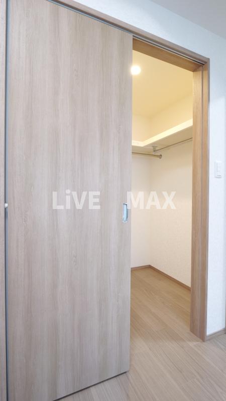 収納　反転タイプ