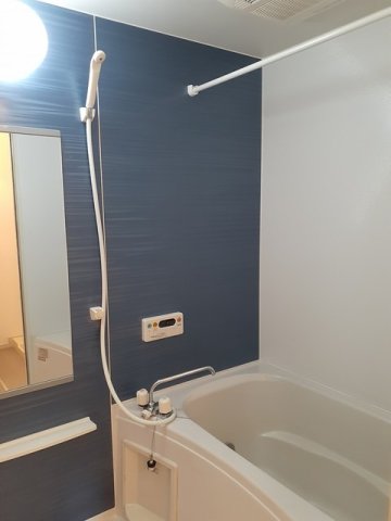 バス・シャワールーム　お風呂です