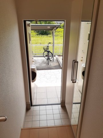 玄関　きれいな玄関です