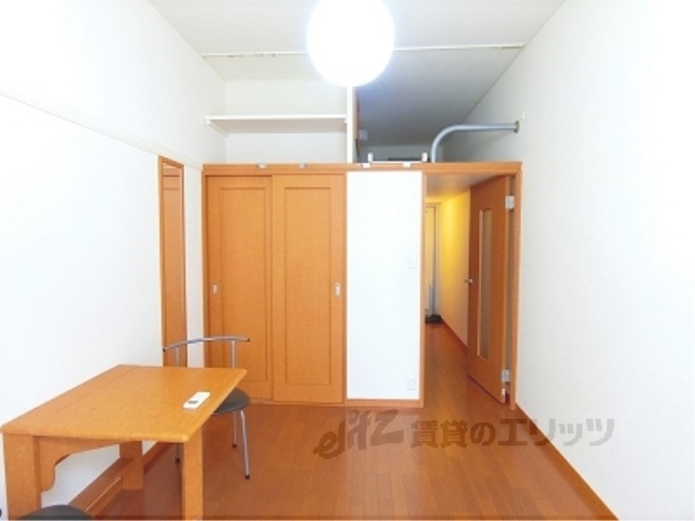 居室・リビング　居室