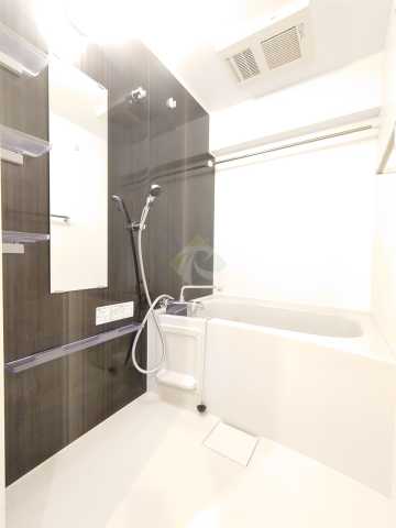 バス・シャワールーム　※別部屋の参考写真です。