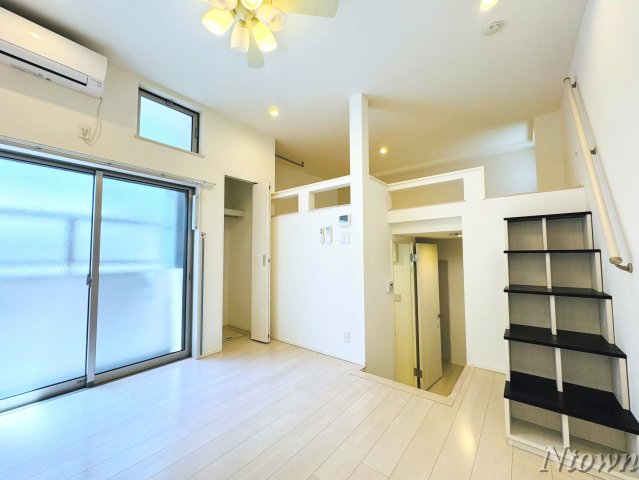 居室・リビング　使いやすい居間です