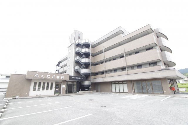 建物外観　外観は落ち着いています