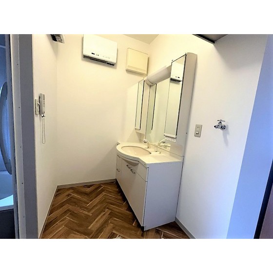 洗面設備　洗髪洗面化粧台