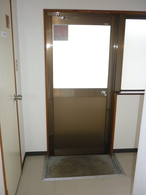 玄関　別号室の写真です。