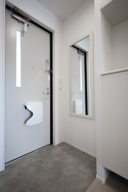 玄関　図面と現状に相違がある場合には現状を優先