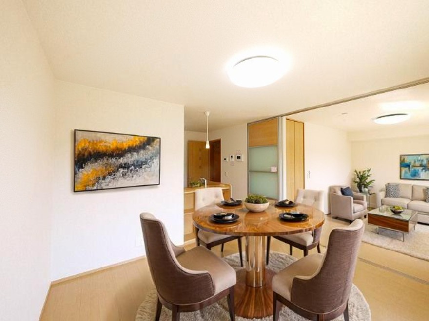 居室・リビング　CGで家具等を配置したもので家具等は含まれません