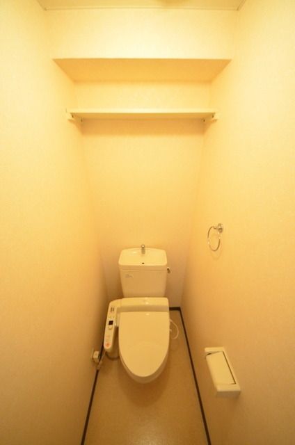 トイレ　♪ゆっくりとお考え事でもいかがですか♪