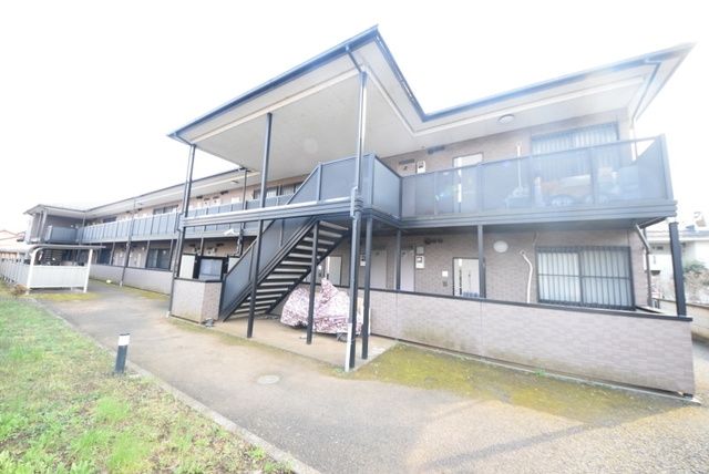 エントランス　☆内見のご予約はタウンハウジング八王子店まで☆