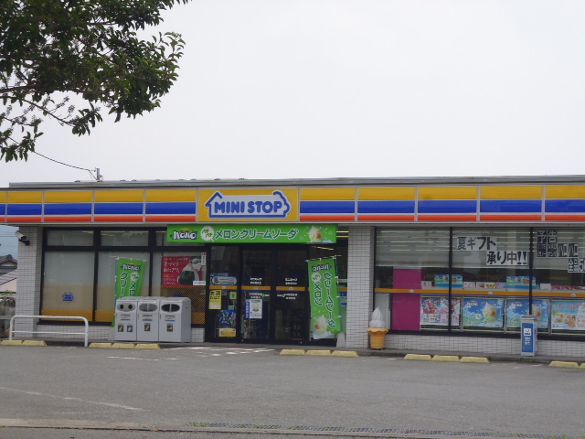 コンビニ　ミニストップ　秦野尾尻店（コンビニ）まで100m