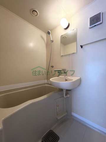 バス・シャワールーム　クレッセント三軒茶屋