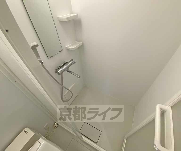 バス・シャワールーム　シャワールームです。