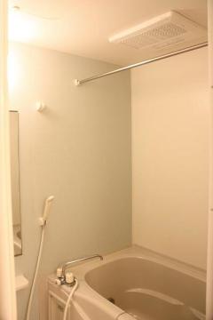 バス・シャワールーム　追焚と乾燥機能付バス