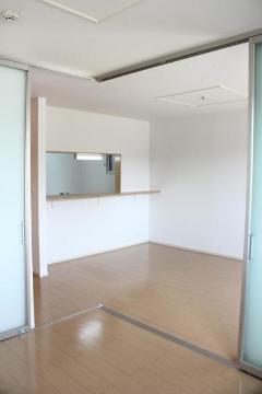 居室・リビング　対面キッチン仕様のLDK