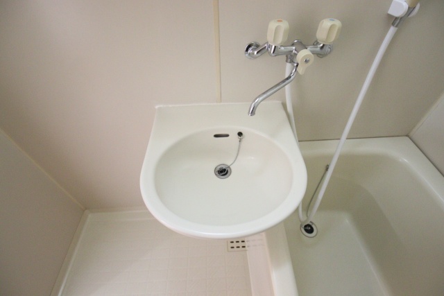 洗面設備　※別室の参考写真の為、現況優先です。