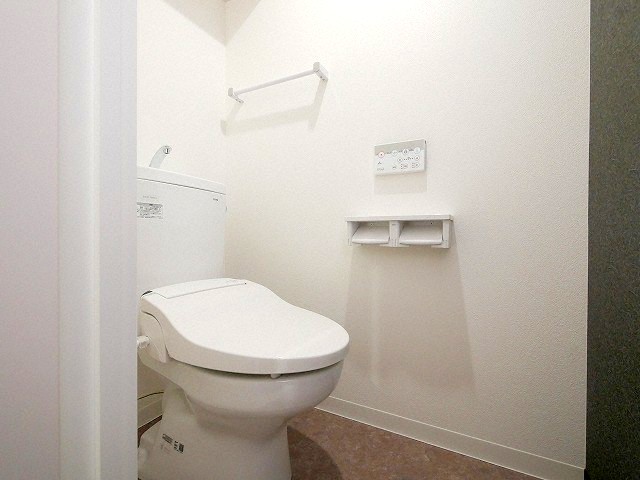 トイレ　※同シリーズタイプのお部屋です。