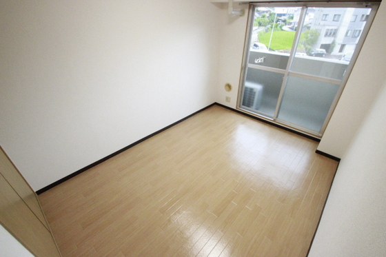 居室・リビング　※別部屋の写真です