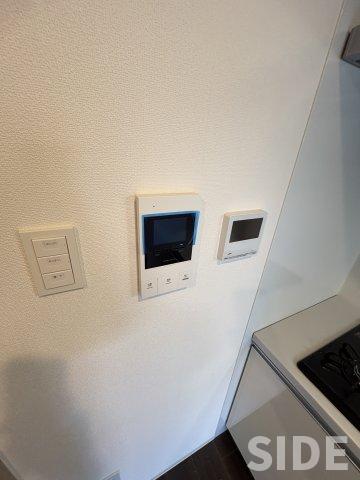 玄関　※現在建築中