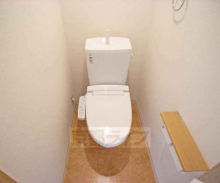 トイレ　ウォシュレット付きトイレです。