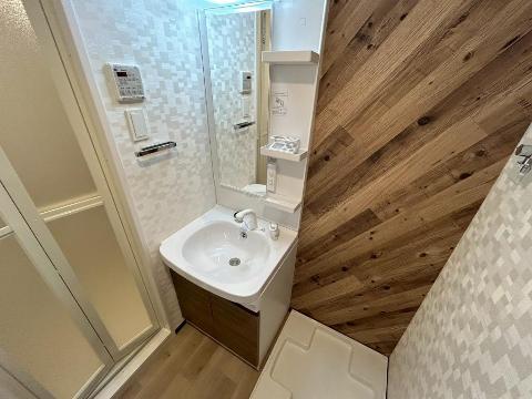 洗面設備　洗髪洗面化粧台