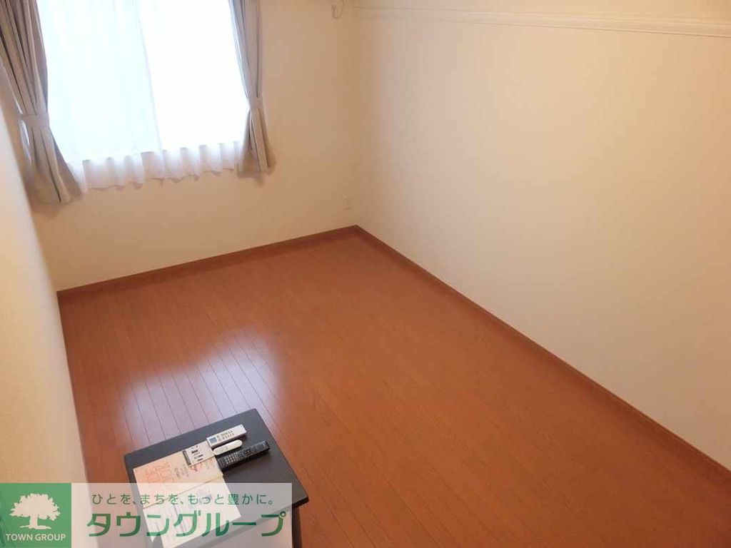 居室・リビング　部屋によっては家具家電が付いておりません