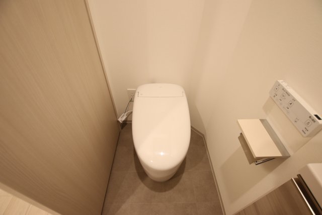 トイレ　※別号室の参考写真です※