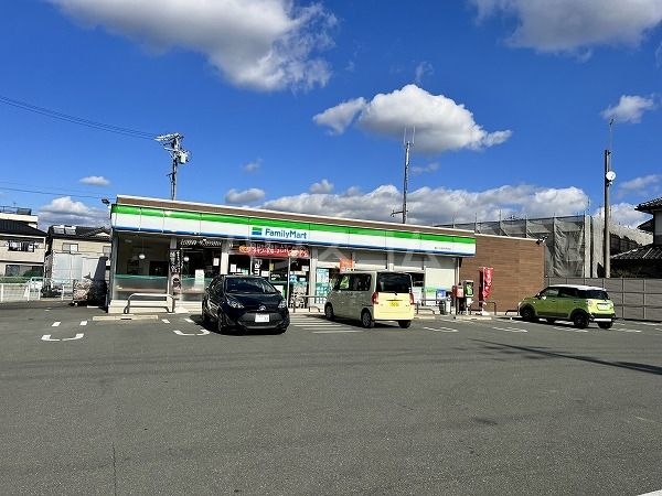 コンビニ　ファミリーマート 豊川小坂井伊奈店（コンビニ）まで1456m