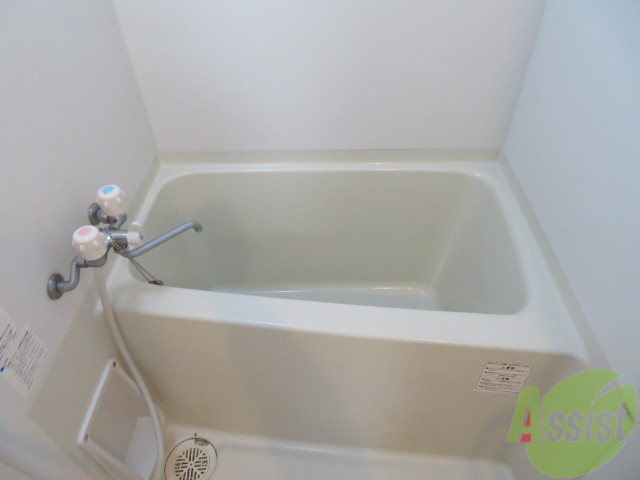 バス・シャワールーム　疲れた時はゆっくり湯船につかってみてはいかがでしょうか。