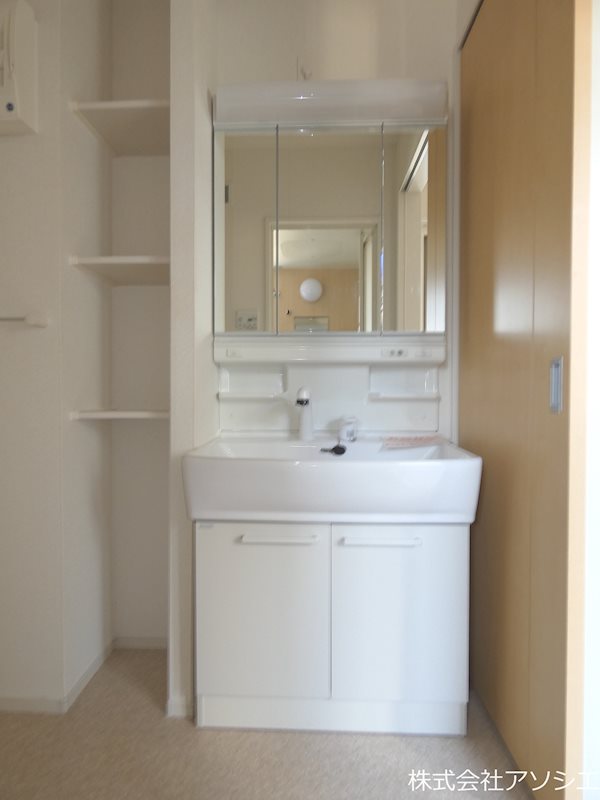 洗面設備　シャンプードレッサー