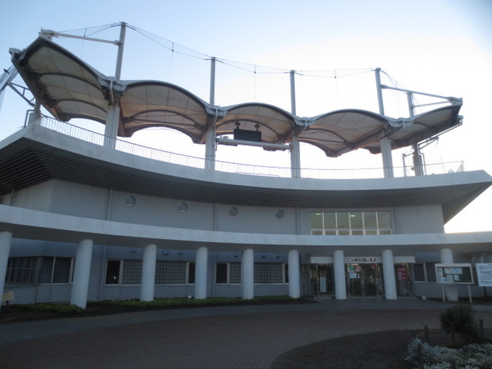 公園　茅ヶ崎公園野球場（公園）まで270m