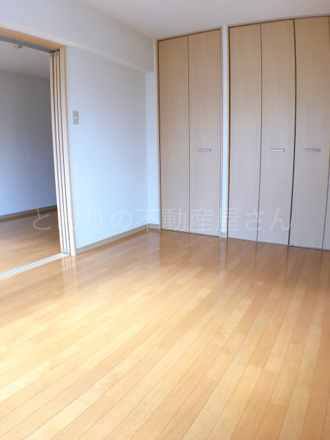 その他部屋・スペース　リビング隣の居室