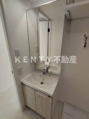 洗面設備　使いやすい洗面所です