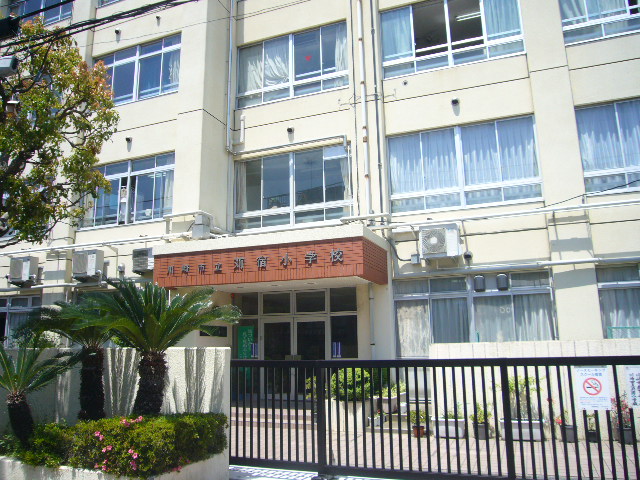 小学校　苅宿小学校（小学校）まで101m