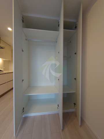 収納　ザ・パークハビオ新宿