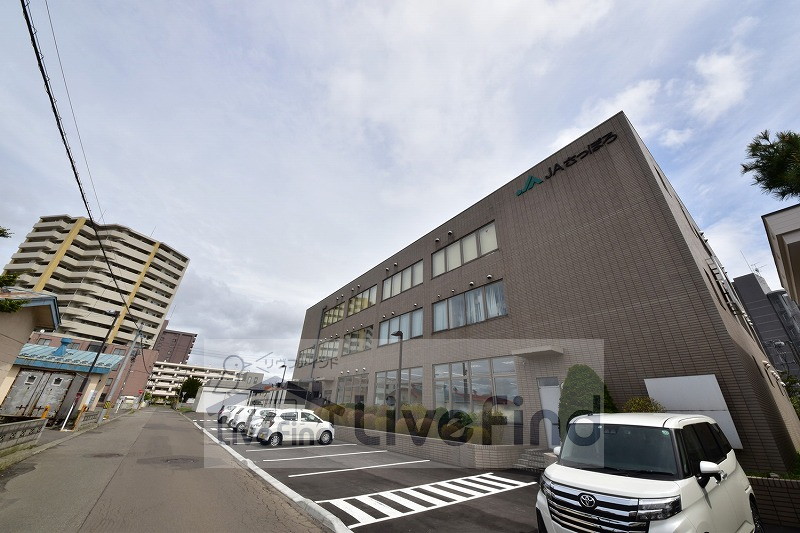 銀行　JAさっぽろ厚別支店（銀行）まで442m