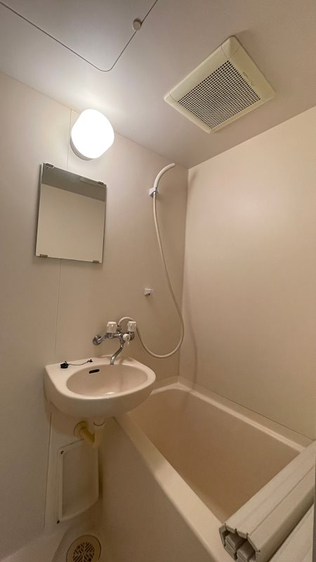 バス・シャワールーム　別室参考写真